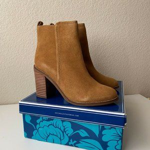 NIB Seychelles Suede Leather Camel Stacked Heeled Bootie / Sz 9